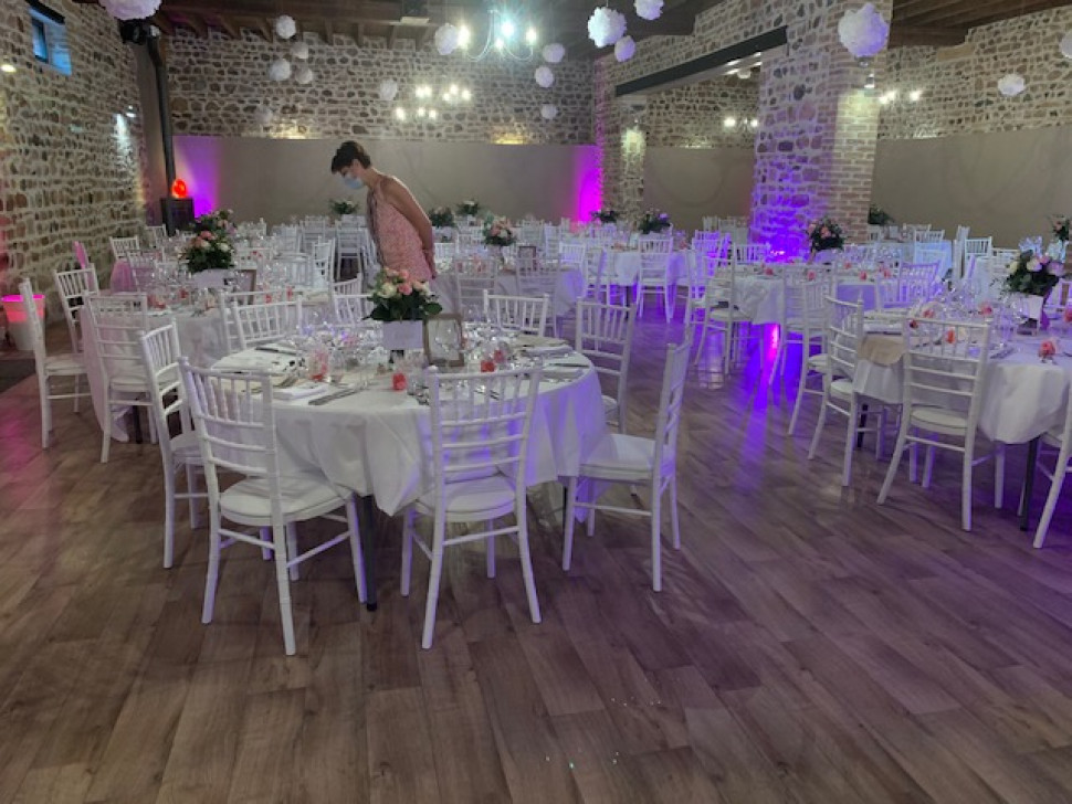 Un joli mariage au "Château de Pruzilly"
