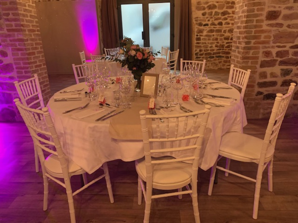 Un joli mariage au "Château de Pruzilly"