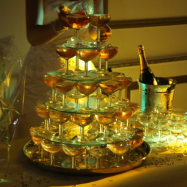 Pièces Montées et cascade de Champagne